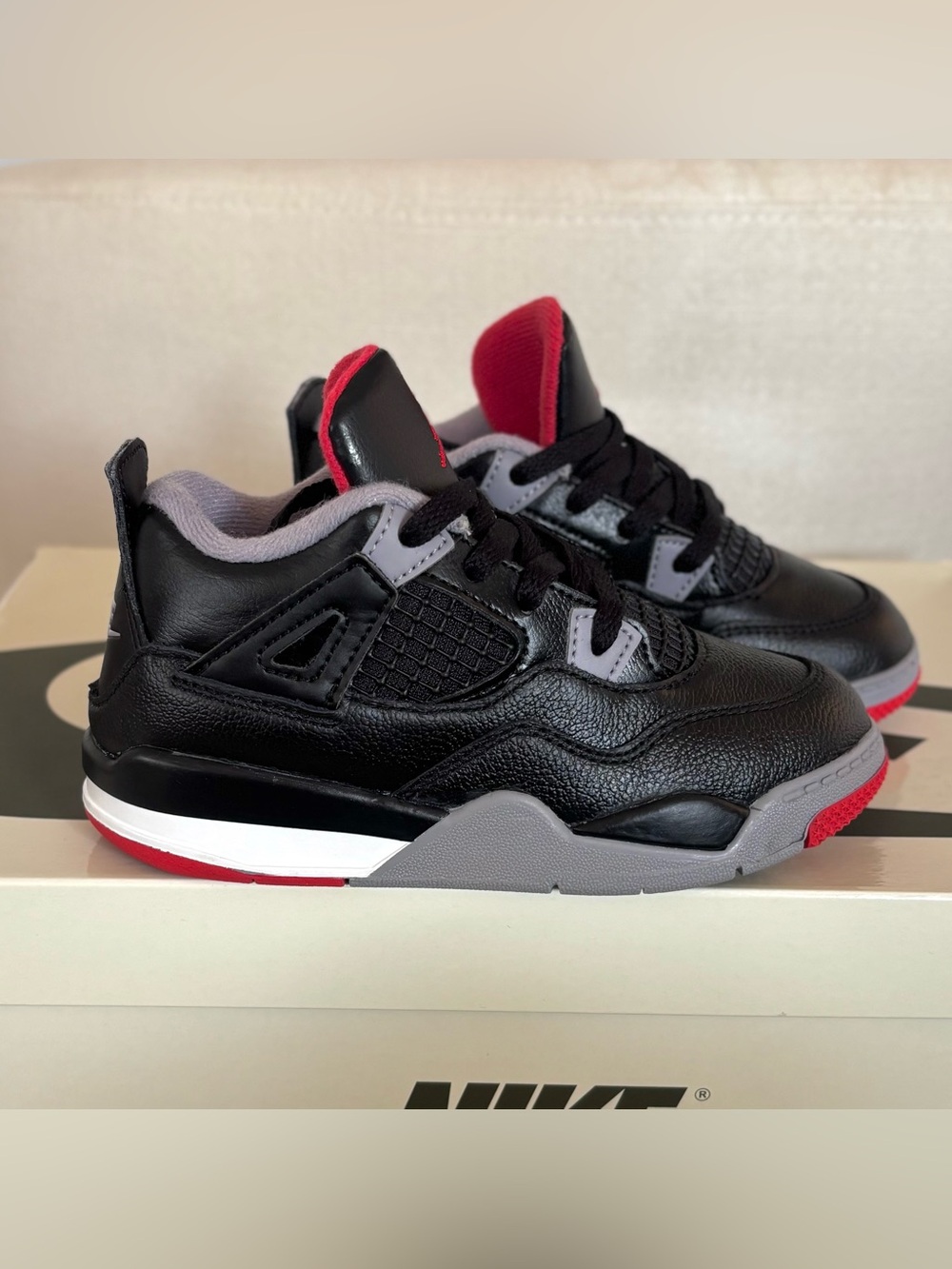 Nike Air Jordan 4 Retro Bred Reimagined PS BQ7669-006 Kids Size 10C Black Red